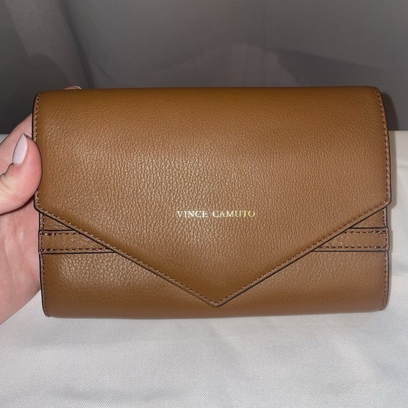 Vince Camuto Ozell Crossbody Bag Purse Brown Leather Yellow Lots Of Card Slots - Picture 1 of 12
